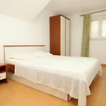 Apartamento By The Sea Kneza, Korcula - 9171 Pupnat